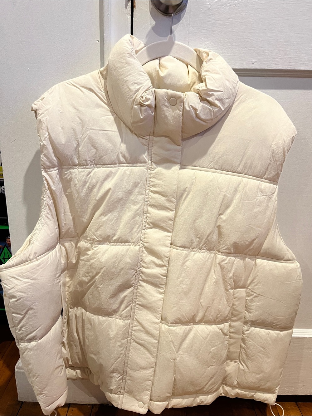 NWT Cream Puffer Vest Jacket